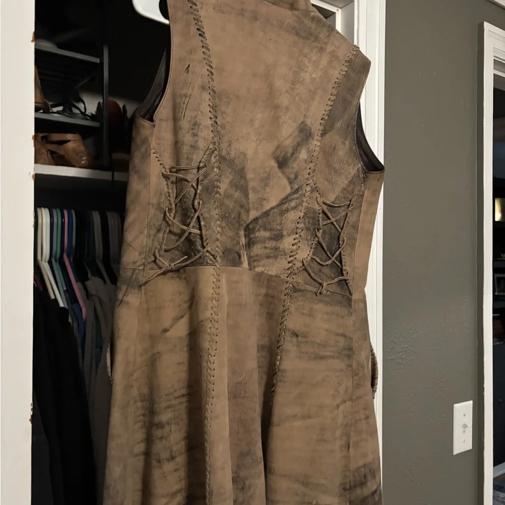 Tribe Leather Sleeveless Vest - Picture 3 of 5